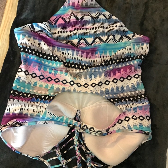 Ladies Swim Suit - Picture 3 of 5